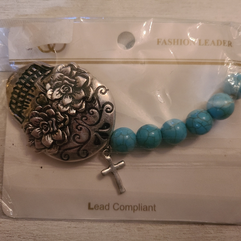 Sugar skull + cross beaded bracelet